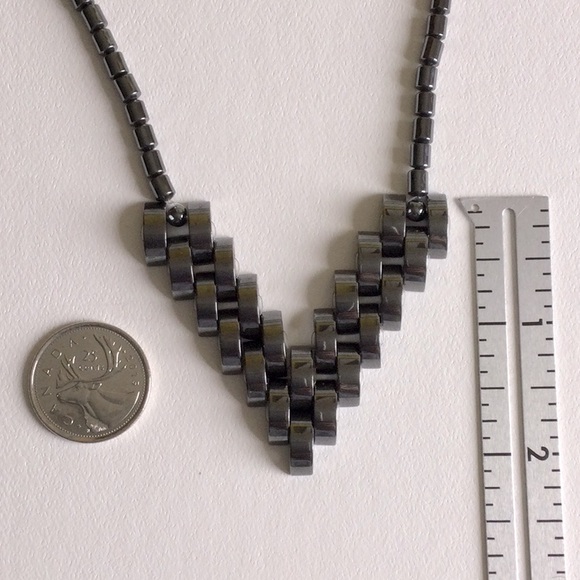 “V” Beaded Hematite Necklace - Picture 4 of 5